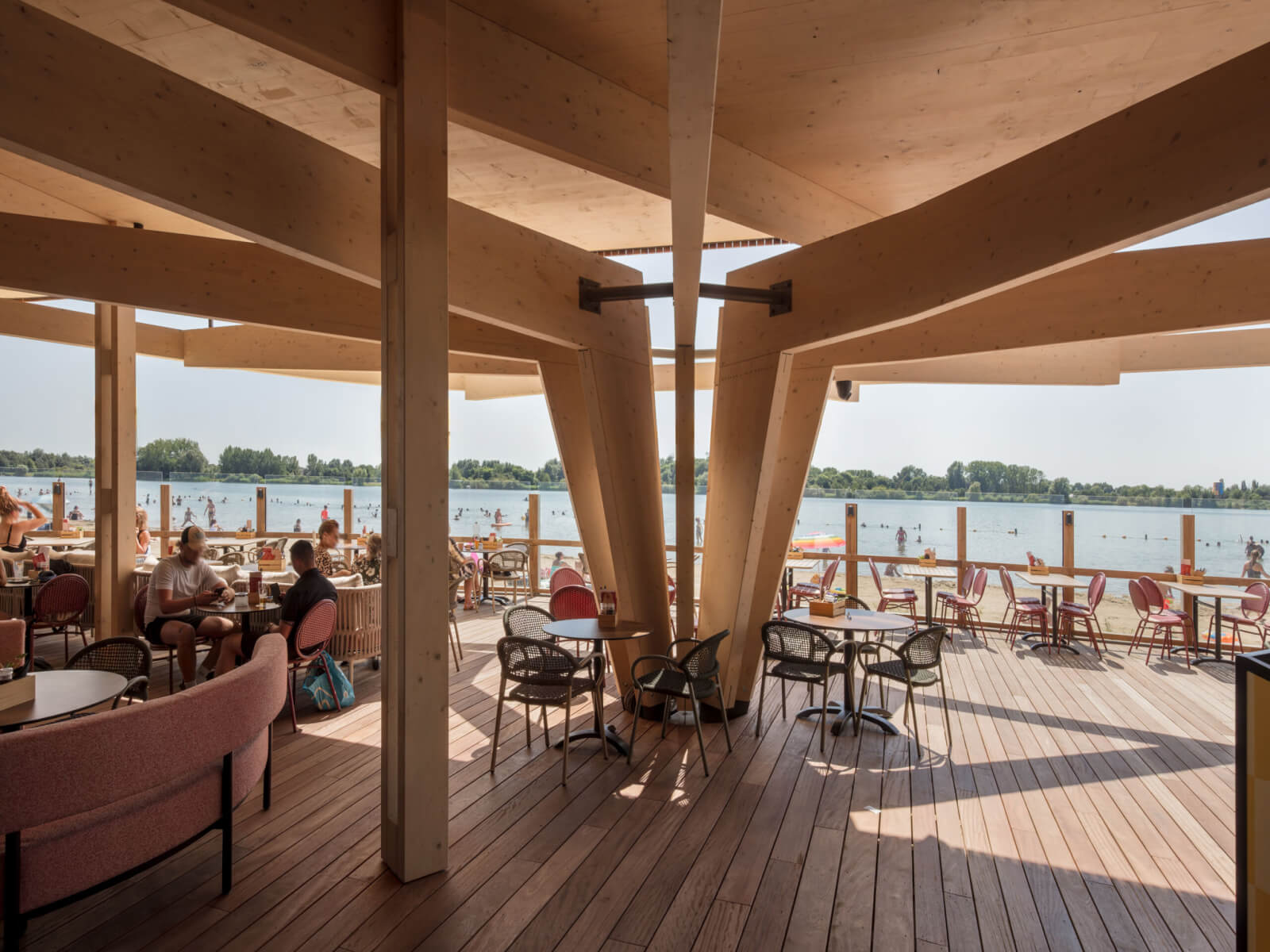 Strandpaviljoen Haarrijnseplas Utrecht MONK architecten bna